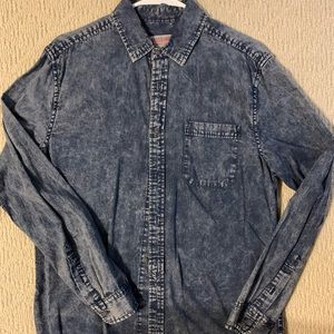 Mossimo Long sleeve button down shirt